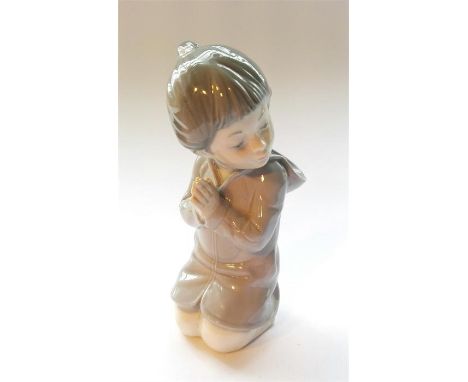 Nao Lladro MARGARET, 02000460G, retirement year 1988, sculptor R01G