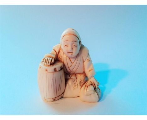 Edo period finely carved ivory netsuke, signature to base