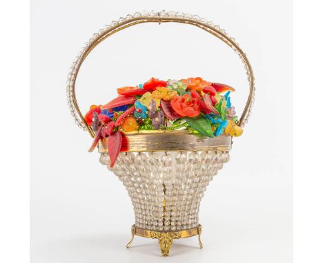 A vintage table lamp with glass fruit in the shape of a basket, probably Czech. (17 x 21,5 x 25 cm)