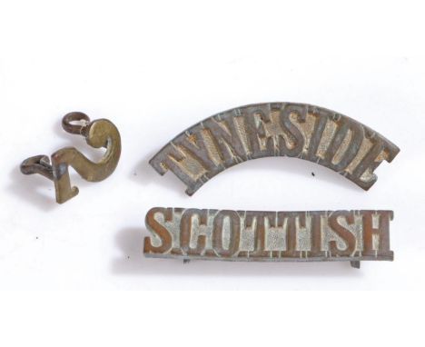 First World War 3 part shoulder title in gilding metal to the 21st (Service) Battalion the Northumberland Fusiliers (2nd Tyne