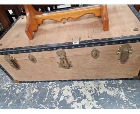 A VINTAGE TRUNK 