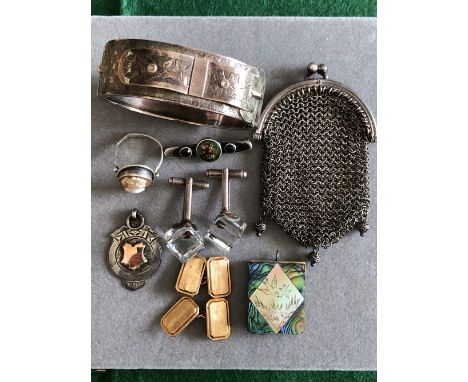 A SILVER CHAIN MAIL PURSE, HINGED BANGLE, 9ct GOLD CUFFLINKS, SILVER FOB PENDANT, BROOCH AND CAMEO RING ETC. 