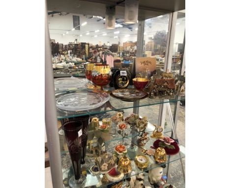 A PAIR OF RUBY OVERLAY GLASS VASES, DAVID WINTER COTTAGES, THREE CLOCKS, A HOYA GLASS PLATE, ETC.