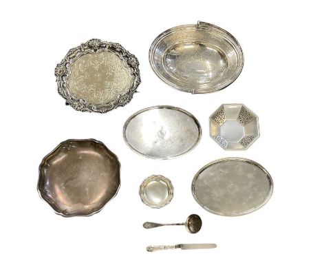 A small quantity of silver plated items, including a pair of silver plated oval salvers, both engraved with family crests, bo