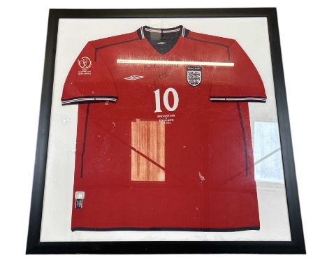 An England Fifa World Cup Korea Japan 2002 signed football shirt, from Argentina v England, 7.6.2002, signed by Michael Owen,
