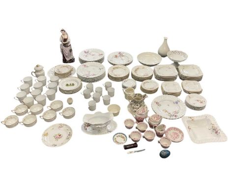 A quantity of assorted sundry ceramics including a part twelve setting Continental dinner service, including twelve dinner pl