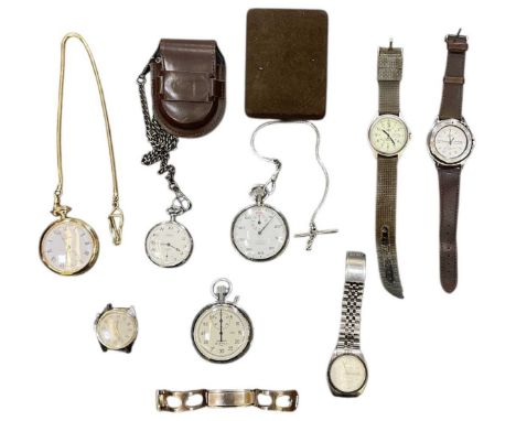 A quantity of gentleman's wristwatches comprising a Lorus Sports, a stainless steel Citizen automatic wristwatch with 21 jewe
