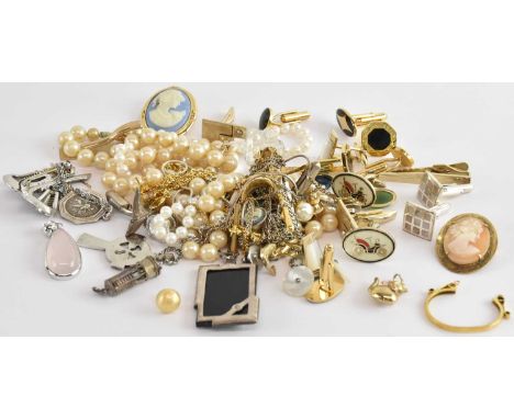 A quantity of various modern, vintage and antique costume jewellery, including a 9ct gold coin mount, a gold charm, cameo bro
