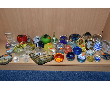 A COLLECTION OF PAPERWEIGHTS, over forty pieces to include a Caithness paperweight with blue flower, a Caithness Petunias pap
