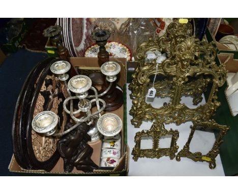 TWO BOXES AND LOOSE CERAMIC AND METAL ORNAMENTS to include three Bretby oval shaped decorative plates featuring Japanese desi