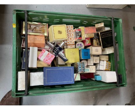 One box of assorted vintage perfumes.