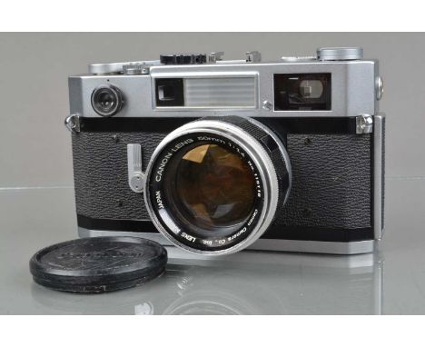 A Canon 7s Rangefinder Camera,  chrome, serial no 119682, shutter working, light cell unresponsive, rangefinder functions, se