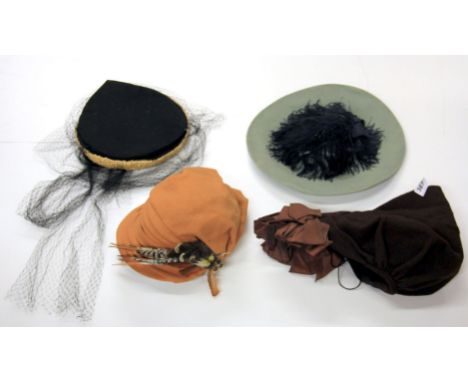 Four vintage hats. Prov. Colleen Pearce Estate
