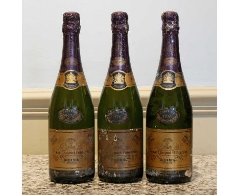 3 bottles of vintage Champagne 3 bottles Vintage Champagne Veuve Clicquot Ponsardin ‘Carte d’Or’ Brut Vintage 1976 (all at 1c
