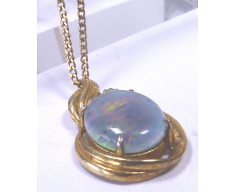 9ct gold opal necklace, 3.7g