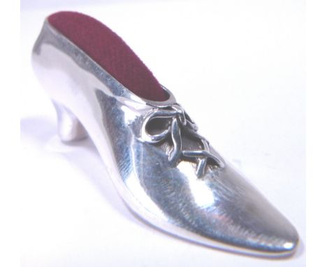 Silver shoe pin cushion L: 6 cm 