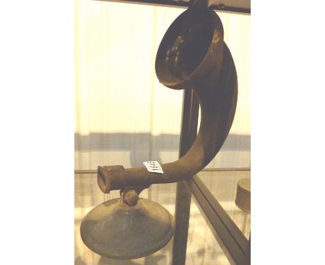 Vintage gramophone speaker horn