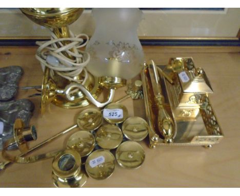 SELECTION OF BRASS TO INCLUDE LAMP, WALL SCONCE, CANDLE HOLDER, DICE PAPERWEIGHT, INKWELL, LETTER OPENER PLUS COPPER KETTLE