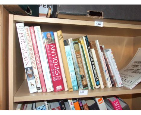 SHELF OF BOOKS ( HOUSE CLEARANCE)