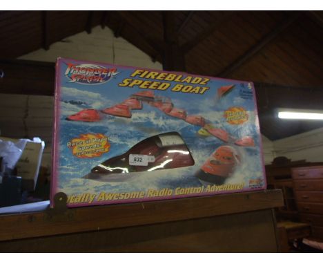 FIREBLADZ R/C SPEED BOAT