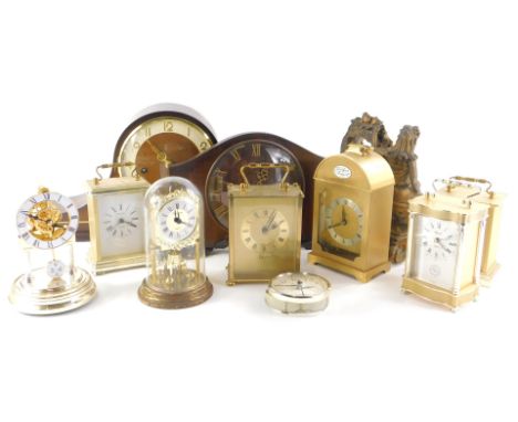 Various mantle clocks, small anniversary style clock, Napoleon hat, chiming 8 day mantel clock, 24cm high, other modern carri