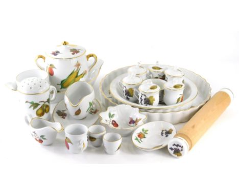 Various Royal Worcester Evesham pattern items, comprising a large quiche dish, 35cm wide, sifter, lidded pot, rolling pin, op