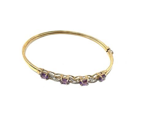 9ct Gold Amethyst &amp; Diamond Round Bangle (4g) 