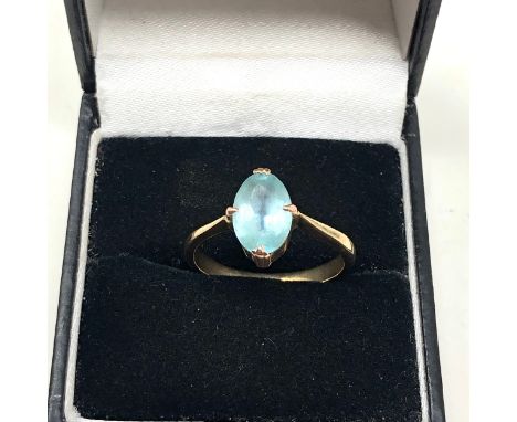 9ct gold vintage blue paste statement ring (2.7g) 