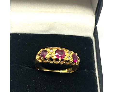 Fine antique 18ct gold diamond &amp; ruby ring weight 3.6g 