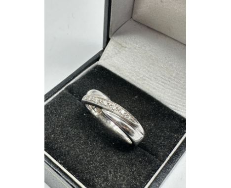 9ct White Gold Diamond Ring (3.7g) 