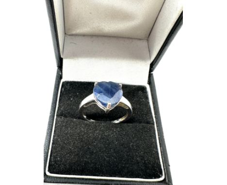 9ct White Gold Sapphire Heart Ring (2.7g) 