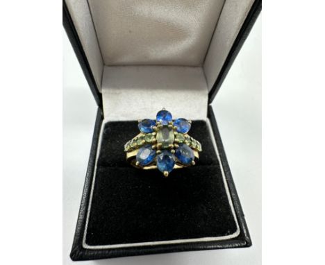 9ct Gold Sapphire &amp; Kynite Floral Cluster Ring (4.8g) 