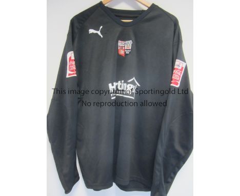 BEN HAMER BRENTFORD MATCH WORN SHIRT       Hamer played in goal for Brentford 2007-2011. Black Puma goalkeeper shirt signed b