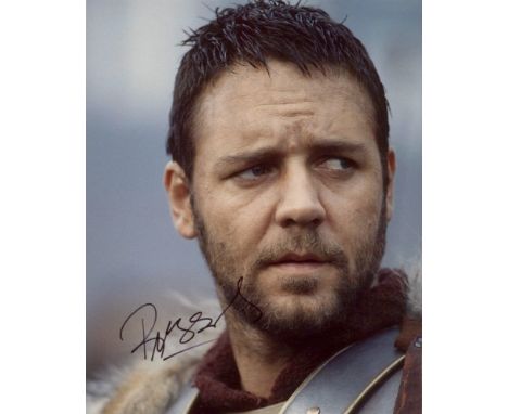 CROWE RUSSELL : (1964- ) New Zealand film Actor. Academy Award winner. An excellent colour signed 8 x 10 photograph, the imag