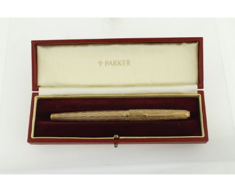 A 9ct H/M PARKER Presidential fountain pen with original certificate, instructions & box