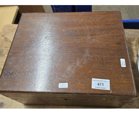 MAHOGANY CASED SEWING BOX     