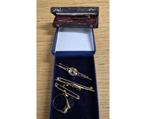 2, 9CT GOLD STONE SET BAR BROOCHES, 9CT GOLD RING, 15CT GOLD STONE &amp; SEED PEARL SET BAR BROOCH, 9CT GOLD SEED PEARL SET H