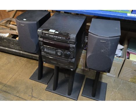 SONY HIFI SYSTEM WITH TWIN SPEAKERS ON STAND     