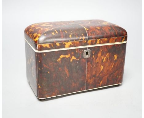 A Georgian tortoiseshell tea caddy, 17cm