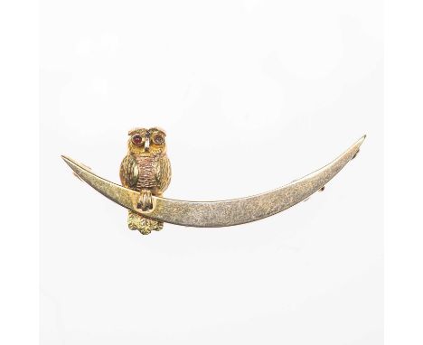 A 9 CARAT TRI-COLOUR GOLD NOVELTY BROOCH an owl perched upon a crescent moon, presentation inscription verso. Hallmarked Lond