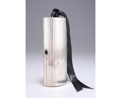 GUCCI - A SILVER MINAUDIÈRE EVENING CLUTCH PURSE, CIRCA 1960S by Gucci, marked '925', of reeded design with an onyx button, t