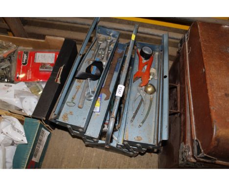 A cantilever tool box and a small quantity of tools