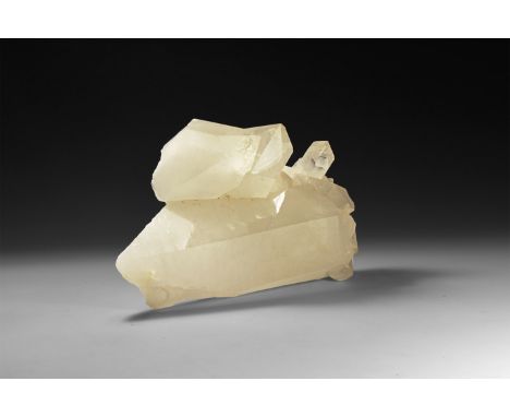 A very large clear quartz pillar with lateral spurs, a beautiful specimen.  4.4 kg, 28.5cm (11 1/4"). From a historic ‘Victor