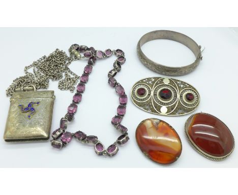 Two agate brooches, a silver bangle, a vesta case, a filigree brooch and a necklace