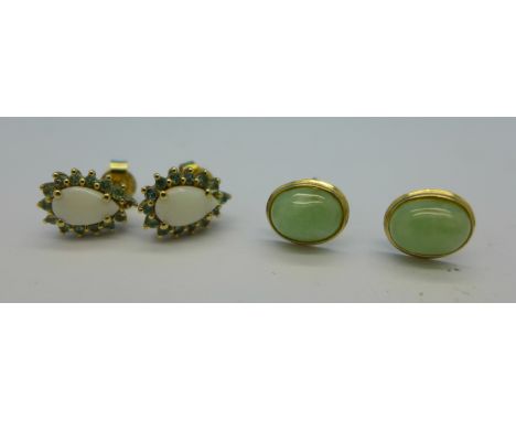 A pair of 9ct gold and opal earrings and a pair of 9ct gold and jade earrings, 3.9g