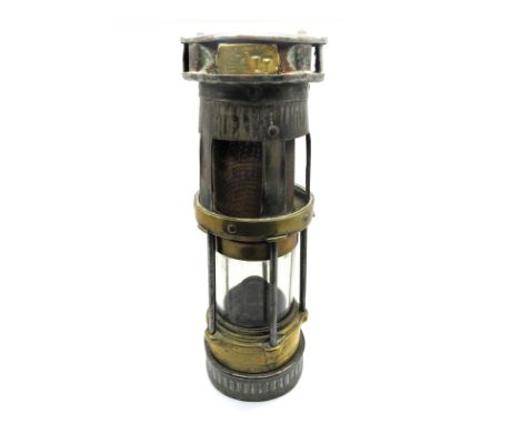 A Hailwood &amp; Ackroyd Ltd, Morley Leeds, 'Hailwoods Patent Lamp', type ACD 4, stamped "Lamp No. 477", 27.5cm high.