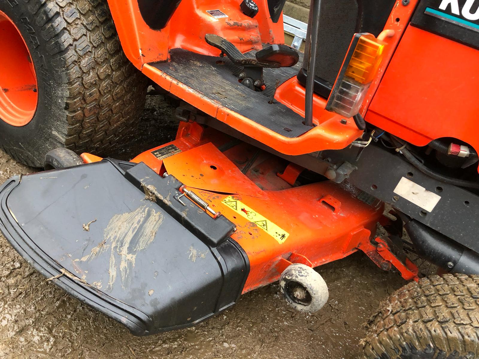 DS KUBOTA BX2200 4WD RIDE ON DIESEL LAWN MOWER WITH POWER STEERING