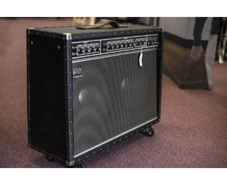 ROLAND JAZZ CHORUS-120 TWIN SPEAKER GUITAR AMPLIFIER
serial number 626008, made in Japan, with JC clean tone, built-in vibrat