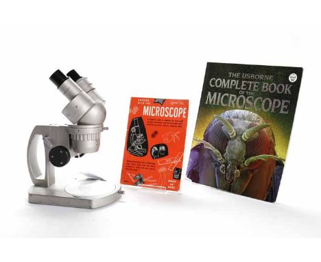 OLYMPUS VT-II STEREO MICROSCOPE
serial number 218199, with 1x and 2x objective selector and paired 10x widefield eyepieces, i