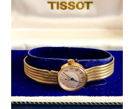 9ct GOLD TISSOT WRISTLET WATCH IN CASE, GROSS WEIGHT APPROXIMATELY 16.9g 
